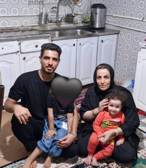 nargesfnd's tweet image. Opening fire on a child held in their parents’ arms in the city of Khomein/Iran is a crime.
The news is heartbreaking, terrifying, and deeply disturbing.
A small family, believing in the idea of a ceasefire and an end to war, left their home with the hope of returning safely.…