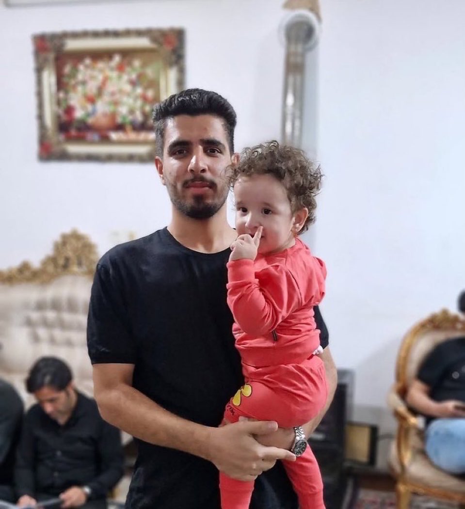 nargesfnd's tweet image. Opening fire on a child held in their parents’ arms in the city of Khomein/Iran is a crime.
The news is heartbreaking, terrifying, and deeply disturbing.
A small family, believing in the idea of a ceasefire and an end to war, left their home with the hope of returning safely.…