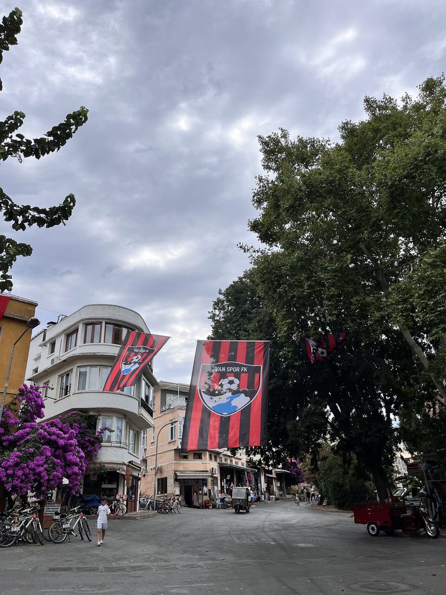 Al1anoglu's tweet photo. Heybelide #Vanspor https://t.co/hBVi3VSaLI