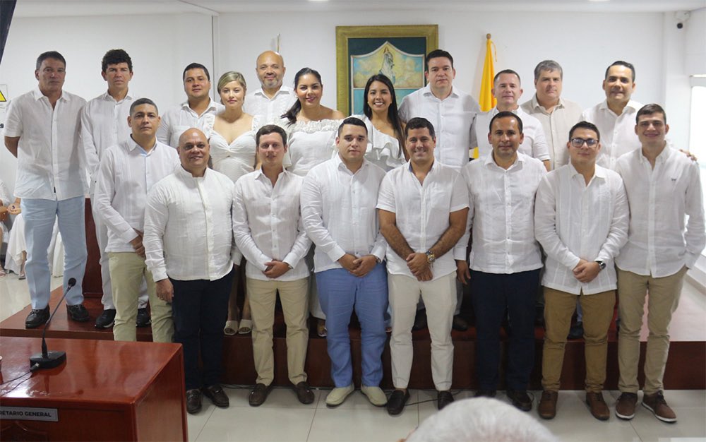 ¿Quien será el ‘ungido’ para ocupar la presidencia del <a href="/concejodestamta/">Concejo Santa Marta</a> para el 2026.
Leo opiniones
Estamos correteando iguanas en el concejo.
<a href="/PedroGomezAnez/">Pedro Gómez Añez</a> <a href="/CuraOrdonezSM/">José Alfredo “El Cura” Ordóñez</a> <a href="/linero_alonso/">Jaime Alonso linero Pérez</a> <a href="/howar_escarraga/">Howard Escarraga tete</a> <a href="/BetoSocarras/">Beto Socarras</a> <a href="/Efrainlozanodh1/">Efrain Lozano Dueñas</a> <a href="/Anselmogual/">Anselmo Gual D.</a> <a href="/mozo_blanco/">jose manuel mozo blanco</a> <a href="/CarlosPinedoC/">Carlos Pinedo Cuello</a>