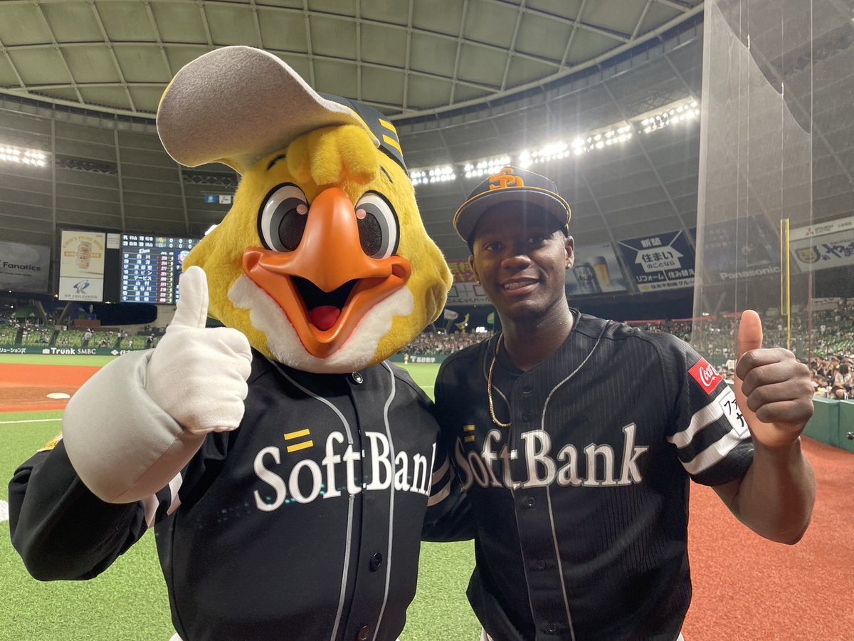 hawksHarry's tweet image. たかほー☆4連勝!(引き分け挟んで)
モイネロ投手、初完封⚾️
おめでとう!!
たくさんの応援ありがとうございました!
明日のビジター応援デーもみんなで盛り上がろう👊🏻勝つぞー!
#sbhawks