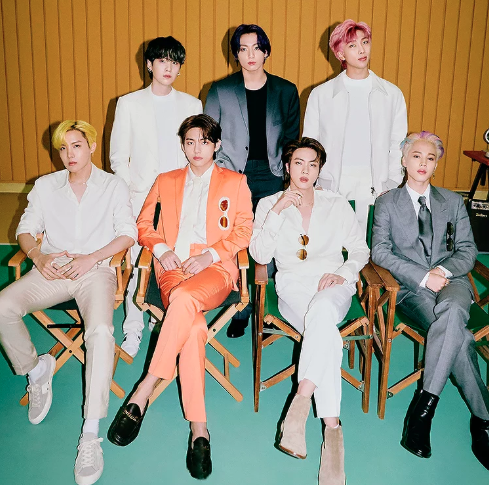 About Music tweet media