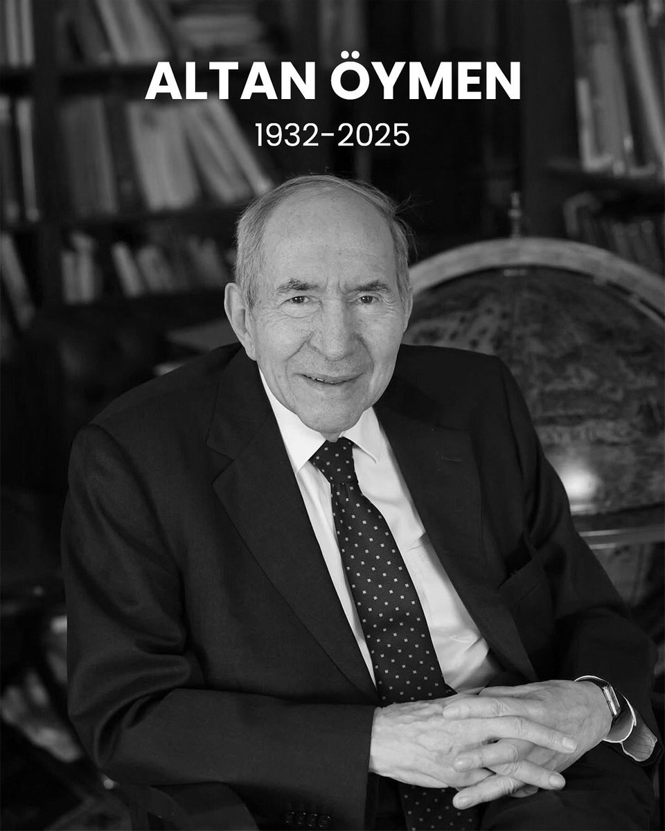 Önceki dönem Genel Başkanımız, kıymetli büyüğümüz Sayın Altan Öymen’in vefatını derin bir üzüntüyle öğrendim.

Kendisine Yüce Allah’tan rahmet; ailesine, sevenlerine ve CHP ailemize başsağlığı ve sabırlar diliyoruz.

Mekânı cennet olsun…