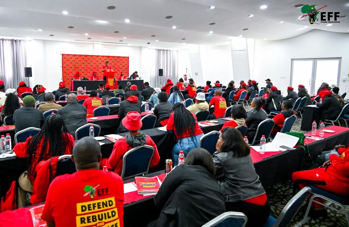 Economic Freedom Fighters (@effsouthafrica) on Twitter photo ♦️In Pictures♦️
The EFF Secretary General <a href="/DlaminiMarshall/">Marshall Dlamini</a> addressing the 1st Ekurhuleni East Subregional People’s Assembly.
The organisation grows from working hard and always engaging with our people on the ground.
#EFFSRPA ♦️In Pictures♦️
The EFF Secretary General <a href="/DlaminiMarshall/">Marshall Dlamini</a> addressing the 1st Ekurhuleni East Subregional People’s Assembly.
The organisation grows from working hard and always engaging with our people on the ground.
#EFFSRPA