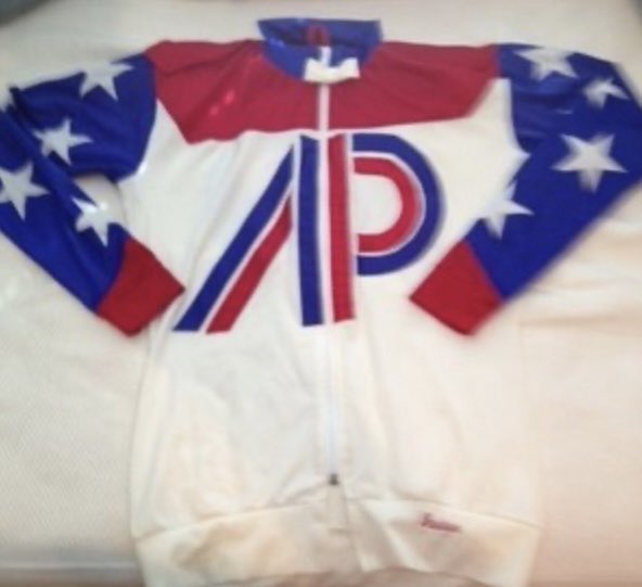 RileyGrannan's tweet image. Top thoroughbred owner/breeder Allen Paulson died 25 years ago today in 2000. Bred the great Cigar and his red, white and blue AP silks worn by multiple stakes winners in last two decades of 20th century.