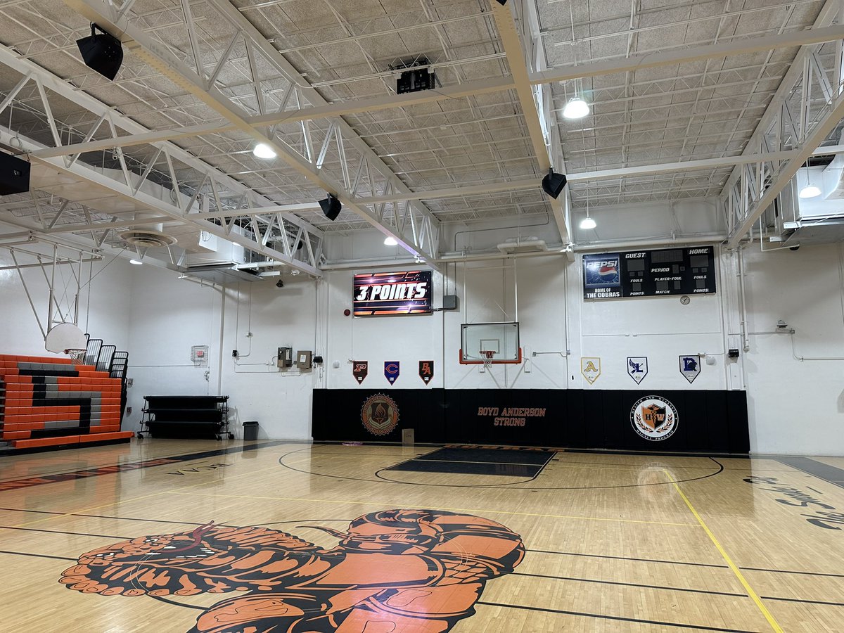 James F. Griffin II (@jamesgriffin_ii) on Twitter photo 🎉 Big thanks to <a href="/browardschools/">Broward Schools</a> Athletics for our 4K display upgrade!
Replay highlights, live stats, + real-time interviews w/ NBA legends & alumni—right from the stands!
🔥 Catch it at Mitch Richmond Court during the Ryan Reid Classic! #BAHoops #NextLevel 🎉 Big thanks to <a href="/browardschools/">Broward Schools</a> Athletics for our 4K display upgrade!
Replay highlights, live stats, + real-time interviews w/ NBA legends & alumni—right from the stands!
🔥 Catch it at Mitch Richmond Court during the Ryan Reid Classic! #BAHoops #NextLevel