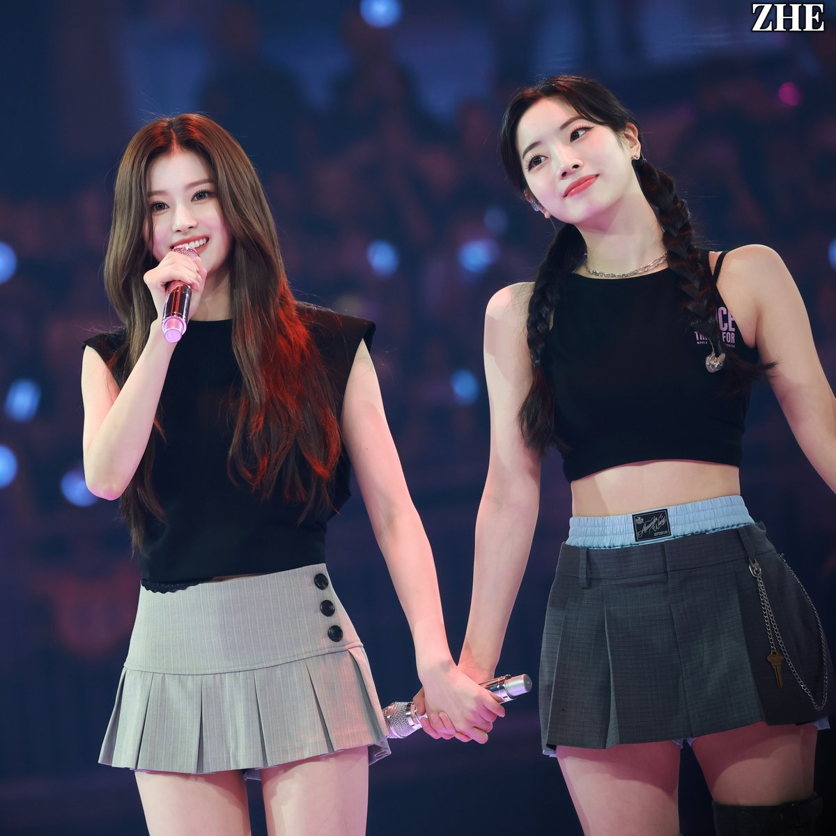 250719
#TWICE #트와이스 
#SANA #사나 #サナ #DAHYUN