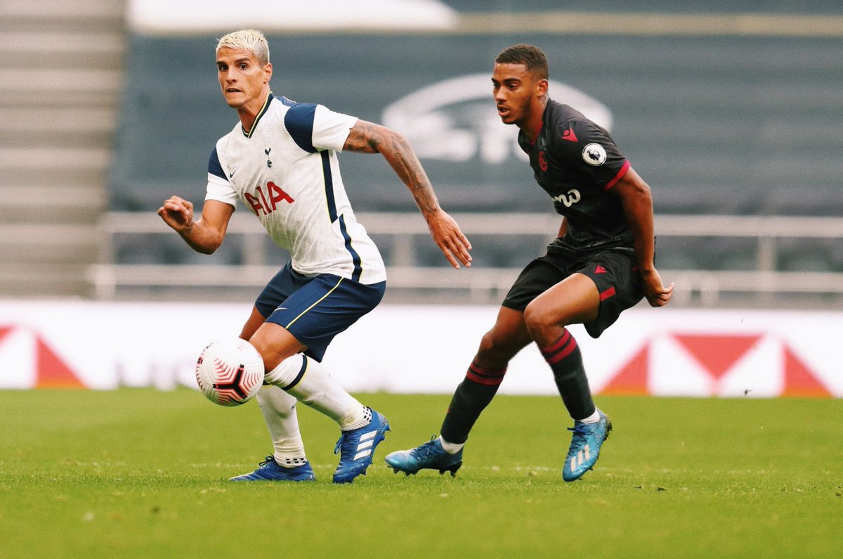 readingfclens's tweet image. Throwback to when we last played Spurs in 2020 pre-season // #readingfc
(📸:Getty)
