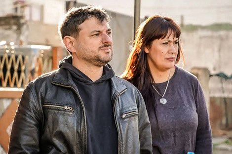NicoOrchid's tweet photo. 🚨AHORA | FISCAL K PIDE CERRAR LA CAUSA FISU SIN INVESTIGAR Y SOBRESEEN A GRABOIS

👉🏼 Franco Piccardi, fiscal cercano a Wado de Pedro, recomendó cerrar la causa sin pedir ni una sola medida de prueba
👉🏼 El juez Ariel Lijo sobreseyó a Grabois y a Fernanda Miño, pese a denuncias con evidencia periodística de barrios fantasmas y compras irregulares de terrenos

➡️ ¿Justicia o impunidad?
#Argentina