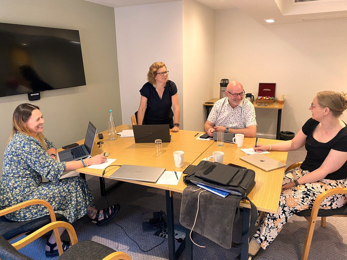 LOCSU’s brand new CVD team came together in person for the first time last month. We are delighted to introduce you to the team which comprises of Zoe Richmond (Clinical Lead), Jennifer Shutt, Tony Wing and Stephanie Cairns. 
 
#optometry #dispensingopticians #opticians #LOCSU