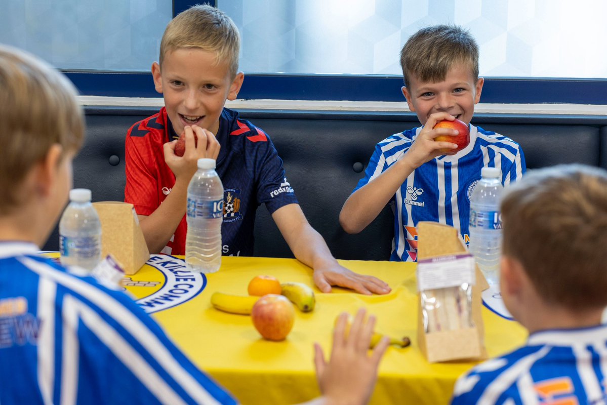 KillieCommunity's tweet image. A huge thank you to The Grub Hub Dundonald for supplying our campers their healthy meals for the week.🍏
A balanced and nutritious diet provides children with the necessary nutrients, vitamins, and minerals that support their physical and cognitive development, whilst boosting…