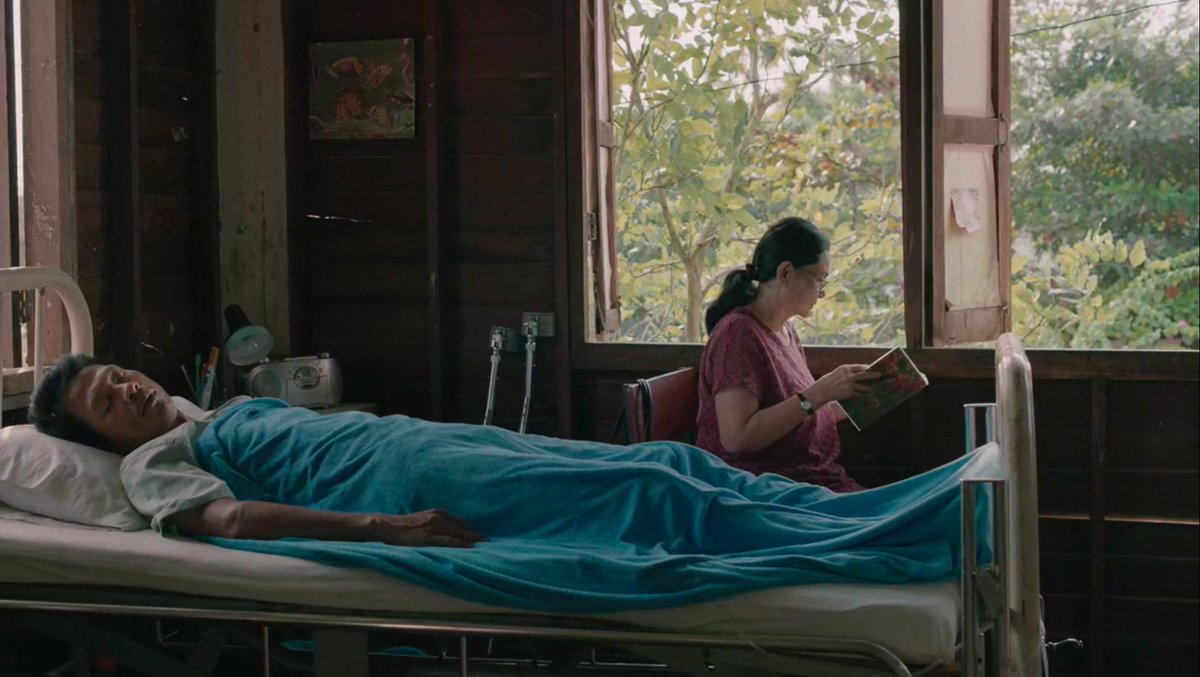 movieframes1319's tweet image. Rak Ti Khon Kaen / Cemetery of Splendour (2015) 🇹🇭
Directed by Apichatpong Weerasethakul