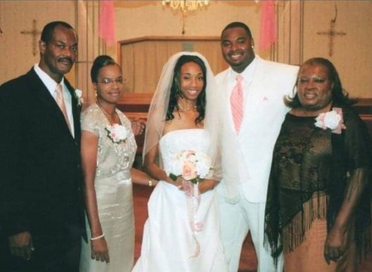 Happy anniversary to the love of my life. In all my years I never thought I would be able to pull a Lisa McDowell but God has let me have her for a life time. Life is more fun and goes by fast with you. Thank you lord for letting her turn the radio on that morning to KSSU and let