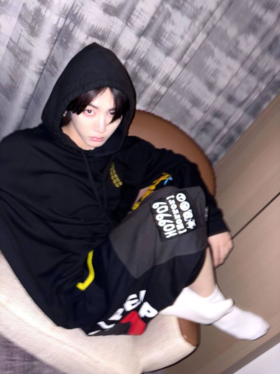 BOYNEXTDOOR_twt's tweet image. 나는 바나나 알러지 원숭이
#BOYNEXTDOOR #TAESAN
#보이넥스트도어 #태산