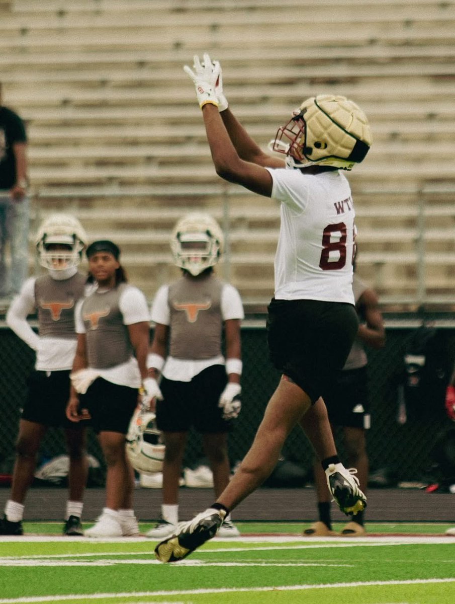 cobejwilliams's tweet image. Thank you to @sixstarfootball for this write up from my performance at @PaladinFootball camp …
Staying Consistent..
Being Competitive…
Always Committed…
C7!
@Bronco_Ftball @Bronco_Recruits @CoachRaw_ @CoachLeeIV @NighbertChad @LanceFendley @CoachBills2131…