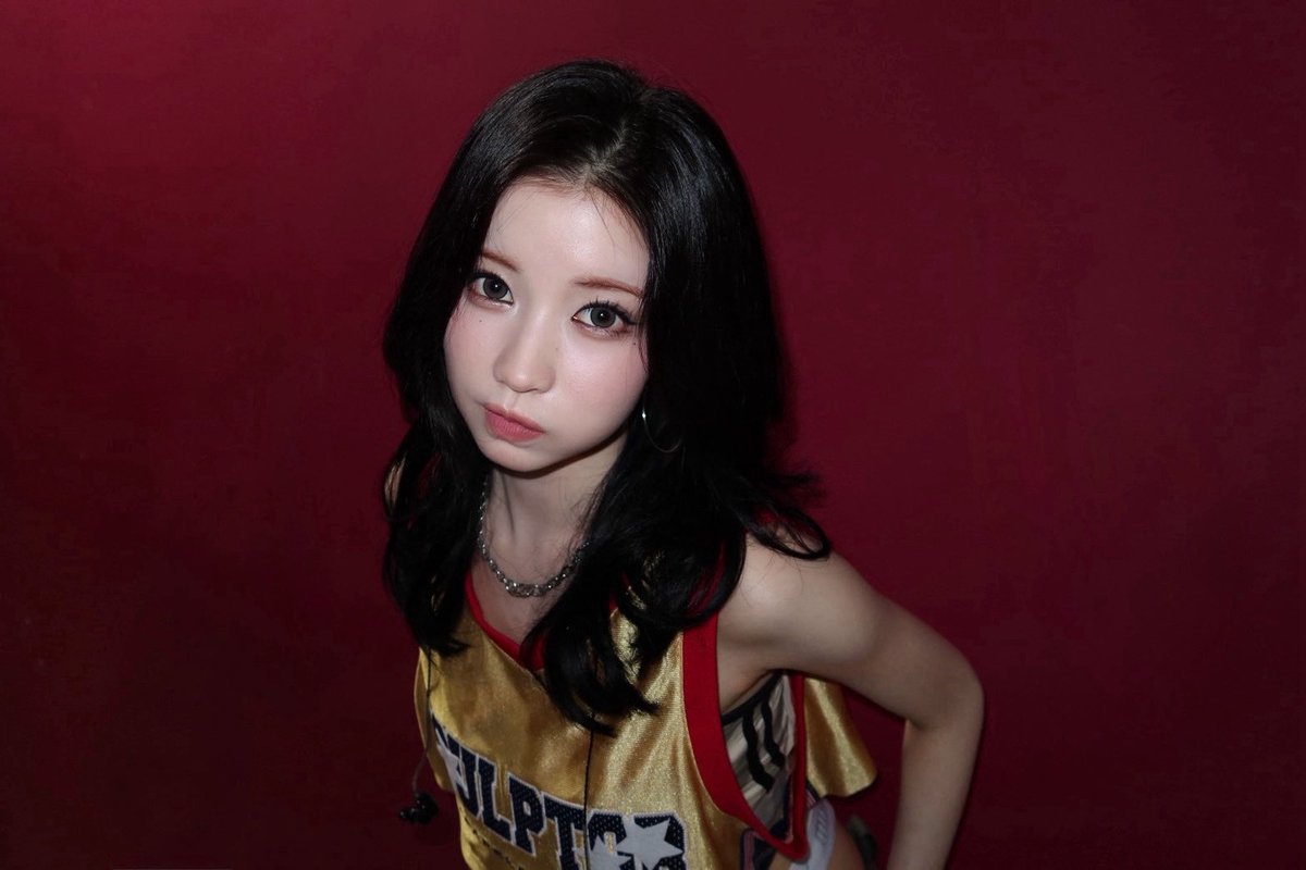picbaemon's tweet photo. ASA WEVERSE UPDATE https://t.co/UWGqrLzCSY