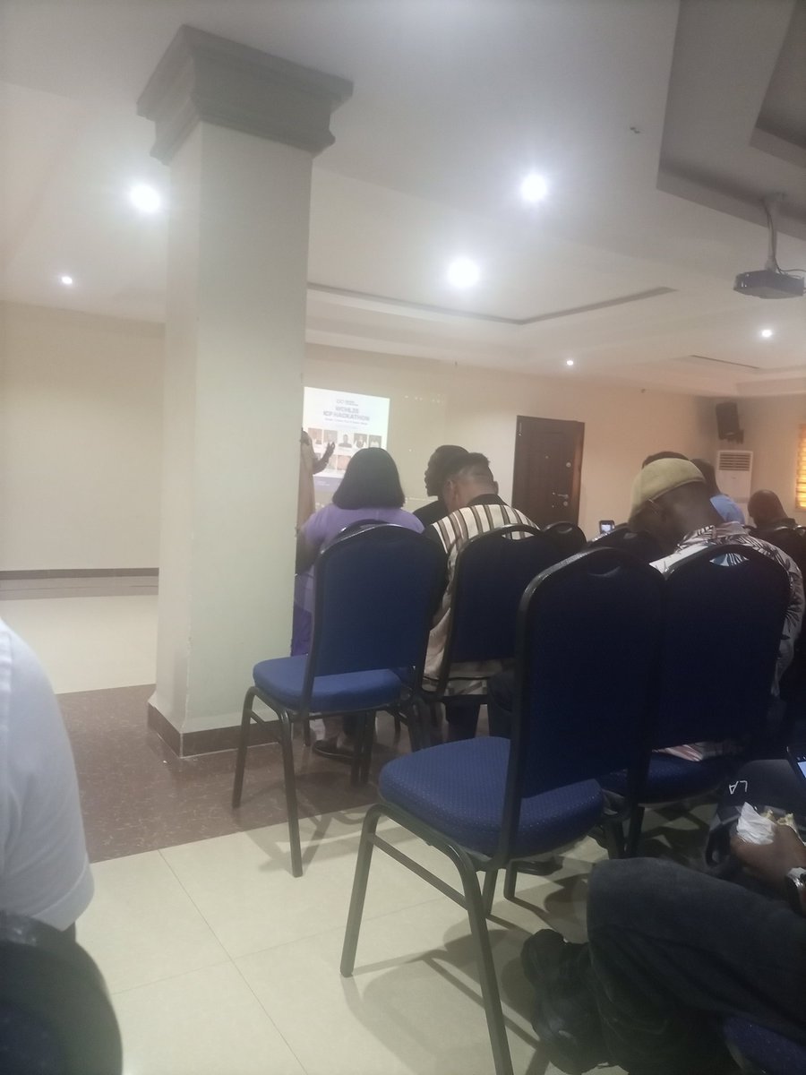 De_web3guru's tweet photo. Met brilliant minds. Shared powerful ideas. The ICT space is alive and evolving — and I’m here for it. 🔗👨‍💻👩‍💻 #TechMeetup #ICTConnect
#icphub_uyo
#live https://t.co/I5iZHaCD1J