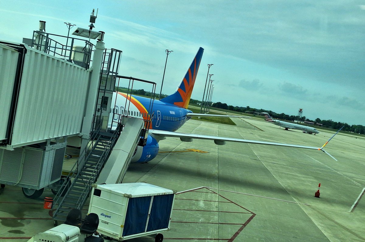 J͎am̶es N. 🤨 tweet media