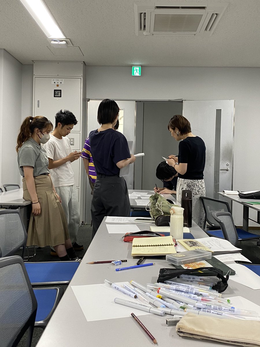 kurata_takashi's tweet image. 大学院「総合芸術特論」講義では、今年も駒場の日本民藝館＆東大駒場キャンパスで現地実習をしました。民藝館の古屋真弓さん、東大の梶谷真司さんと林憲吾さんにお世話になりました。貴重な機会をほんとうにありがとうございました。

＊民藝館内の写真は記録用に許可を得て撮影したものです