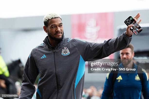 AnfieldPresser's tweet photo. @concavemeniscus Haha I got confused between the two Longstaffs and assumed there was one still at the club, you're right.

Joelinton pictured below at the game https://t.co/gIlRgjRHji