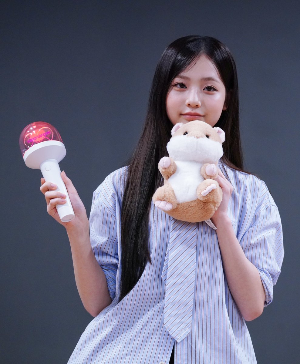 pal_unis_327's tweet image. 250719
#LIMSEOWON #임서원
#유니스 #UNIS