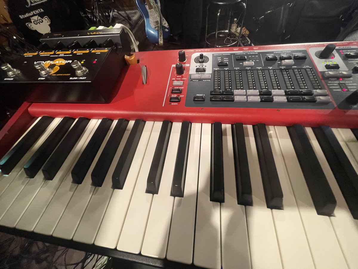 リハ終わ！！
今日もたくさん弾きましたとさ🎹

Nordのつまみが知らない間にいくつかとれてなくなってる事件、、😢
Nordユーザーの方で同じ境遇の方います？笑