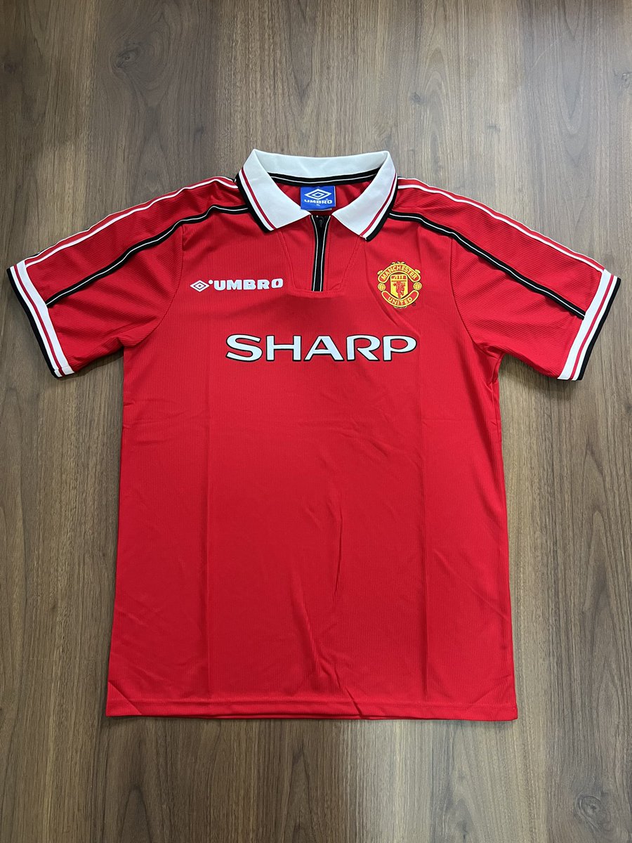 thriftedthrvds's tweet image. size: large
condition: 10/10 
price: ¢250
