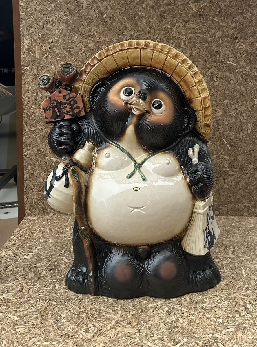 tanukidanisan's tweet image. 7月26日土曜日19時〜狸谷の火渡りだよ✨今年から『7月第4土曜日』になったんだ！みんなに教えてあげて⭐️
（関西万博にもタヌキ）
#京都　#Kyoto #Firewalking