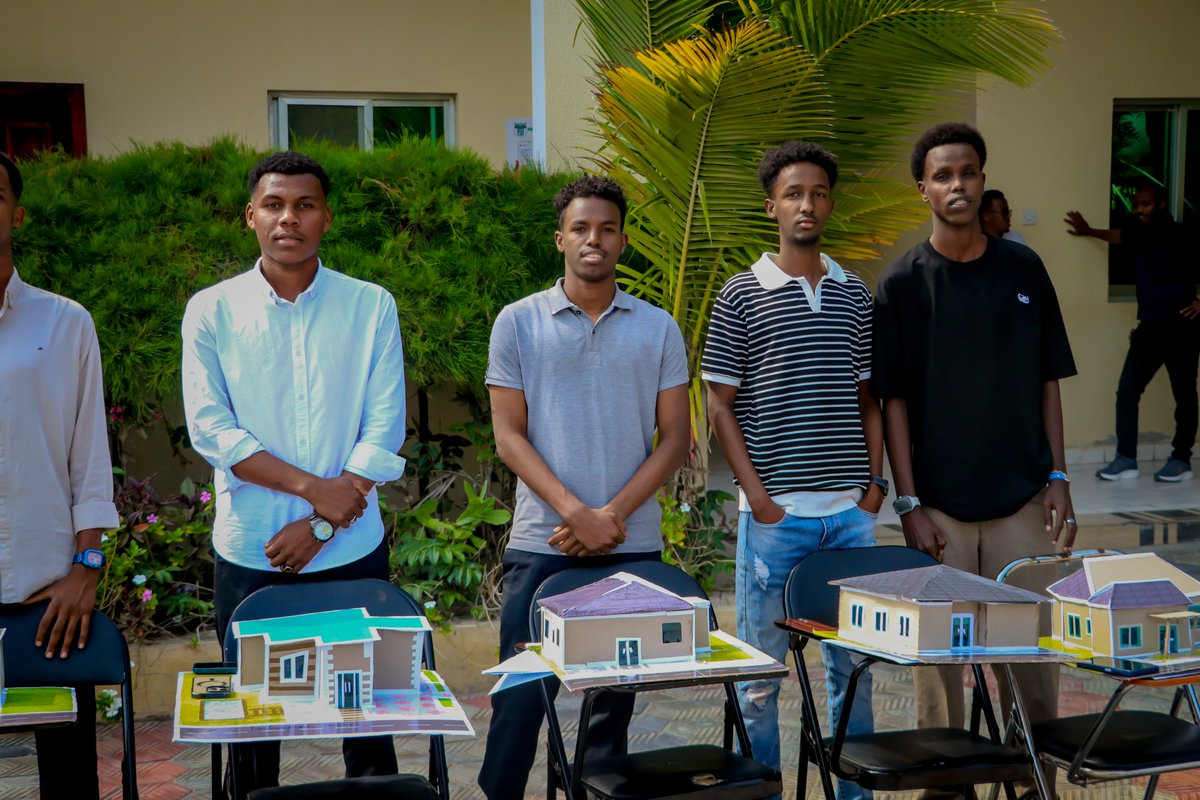 HormuudUni's tweet image. Today, our second year 𝐀𝐫𝐜𝐡𝐢𝐭𝐞𝐜𝐭𝐮𝐫𝐚𝐥 𝐬𝐭𝐮𝐝𝐞𝐧𝐭𝐬 proudly presented a project titled 𝐕𝐈𝐋𝐋𝐀 𝐌𝐎𝐃𝐄𝐋𝐒. This presentation is the outcome of their coursework in 𝐀𝐫𝐜𝐡𝐢𝐭𝐞𝐜𝐭𝐮𝐫𝐚𝐥 𝐃𝐞𝐬𝐢𝐠𝐧 𝐒𝐭𝐮𝐝𝐢𝐨.
#ArchitecturalDesign
#VillaModels
