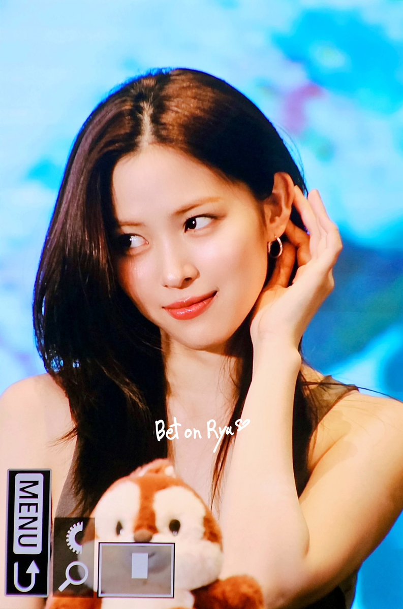 betonryu_srj's tweet image. 250719 메이크스타 1:1 ☠️
#ITZY #있지 #RYUJIN #류진
@ITZYofficial