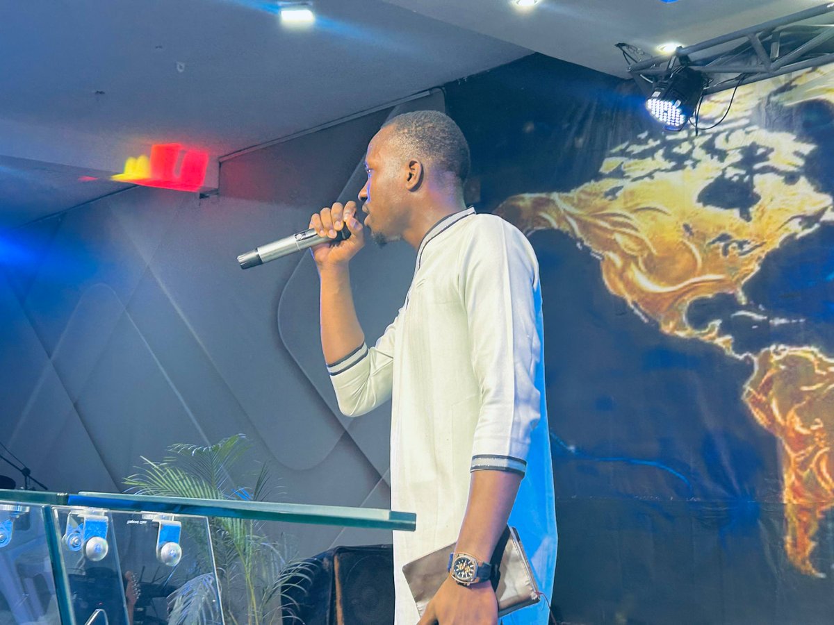 dlem_global's tweet image. 🔥 TONGUES OF FIRE(July Edition)–What a Night!
Last night wasn’t just a vigil… it was a divine encounter!
The atmosphere was charged with glory and the power of God flowed like never before!
Thank you, Jesus! 🙌
#TonguesOfFire 🔥
#DLEMGlobal
#GloryToGod
#PrayerNight
#DLEMFamily