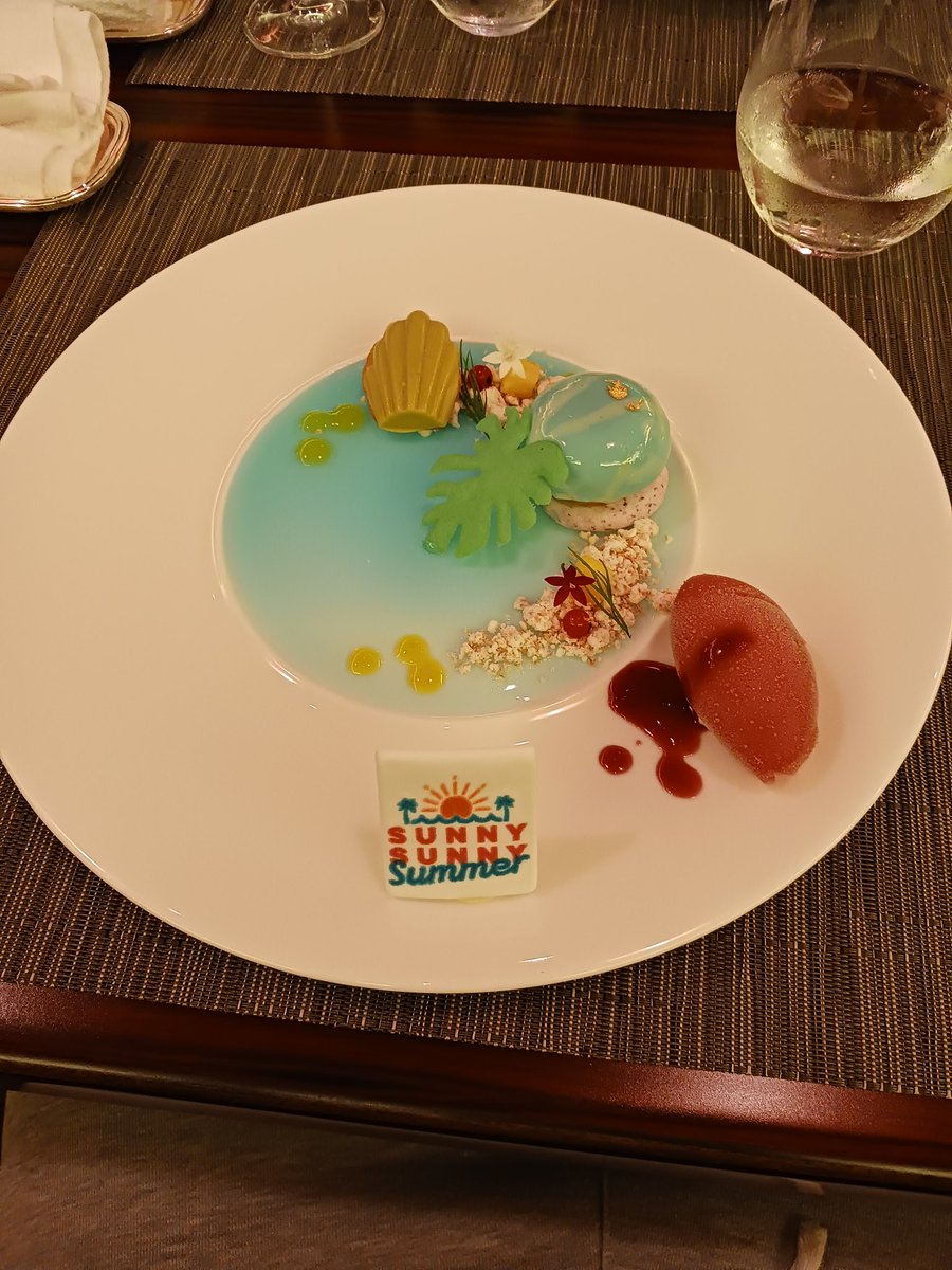 初カンナ
何個か写真撮る前に食べちゃった笑