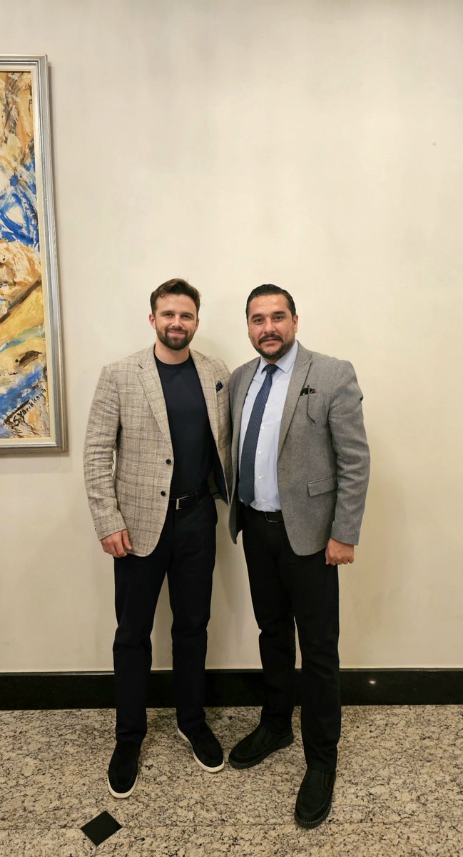 koray_kamaci's tweet photo. Kıymetli dostum @jacksonhinkle ile Usmer tarafından düzenlenen "Doğu Akdeniz-Karadeniz" Konferansı programında sohbet etme fırsatı buldum. Kendisi özgürlükçü ve bağımsız politika fikirleri ile önemli paylaşımlar yapıyor... 

#Usmer #DoğuAkdeniz #Karadeniz https://t.co/x4XMyqsMp5