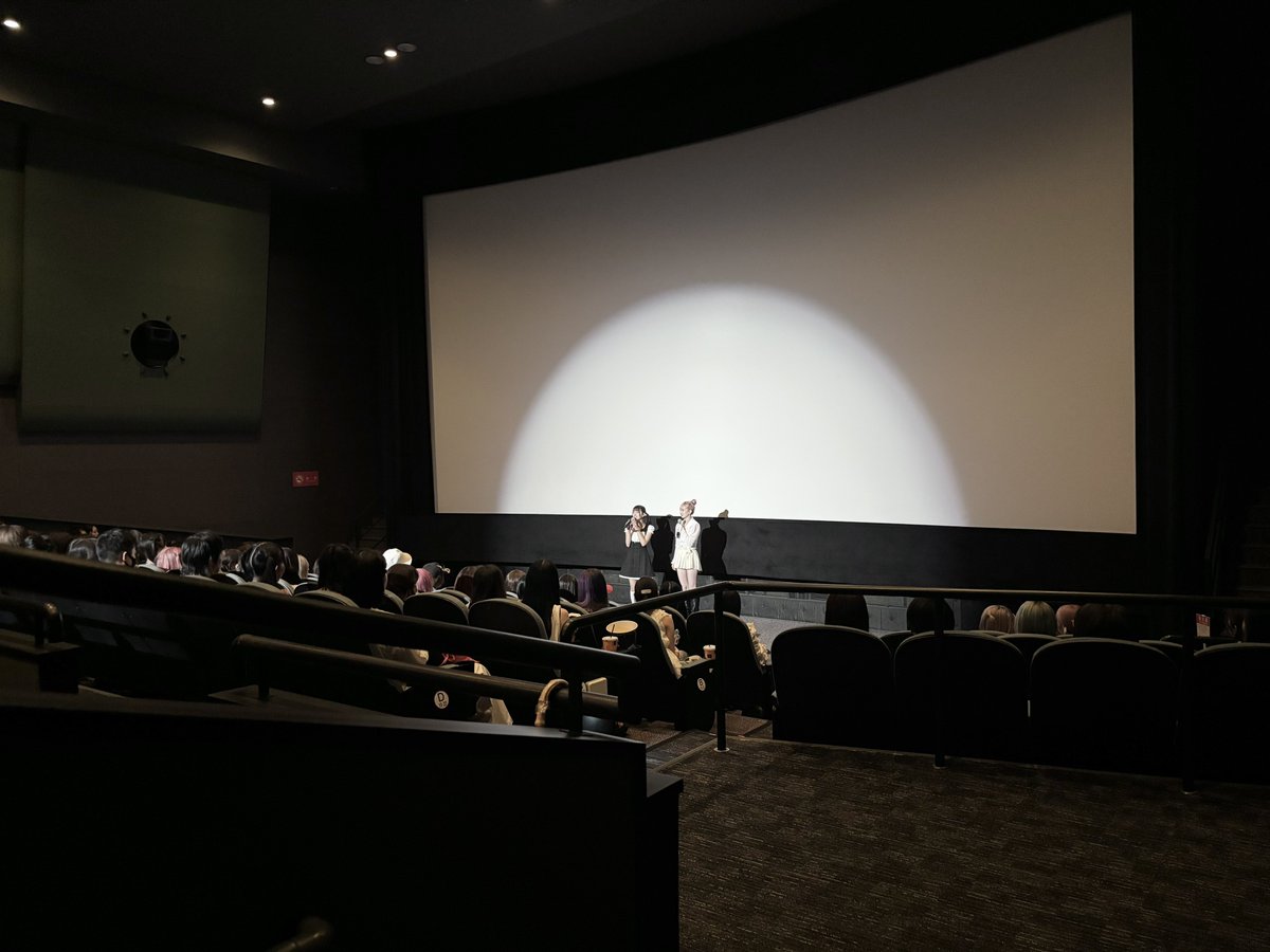 本日、

REIRIE FILM GIGS
- Twinning Fate at KT Zepp Yokohama -

ありがとうございました. ݁₊ ⊹ . 📽.ᐟ

#REIRIE #れいりえ #黒宮れい #金子理江