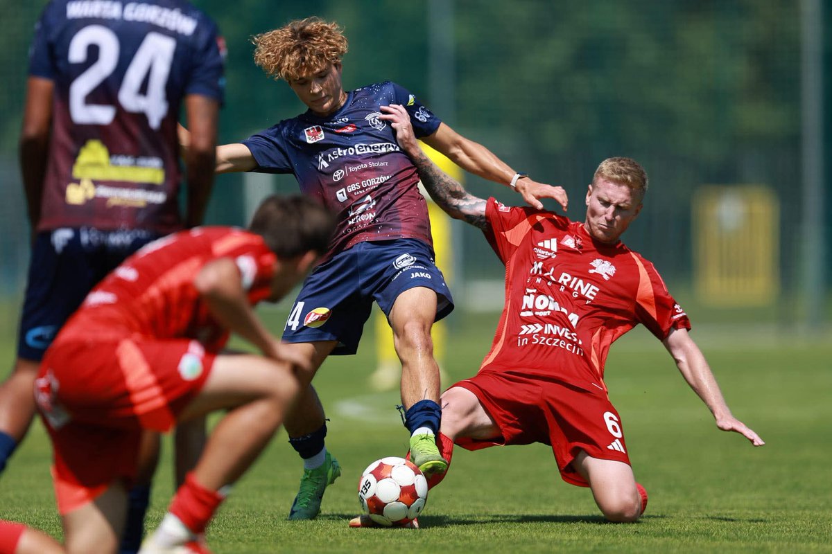 SSkolwin's tweet image. Remis w ostatnim mecz przed inauguracja @laczynas2liga

W ostatnim sparingu przed startem sezonu 2025/26 remisujemy 2:2 z AstroEnergy Warta Gorzów. Bramki dla Świtowców zdobyli Robert Obst i Alan Dziuniak.

Za tydzień w piątek o godzinie 17:45 gramy w Skolwinie z KKS Kalisz.…