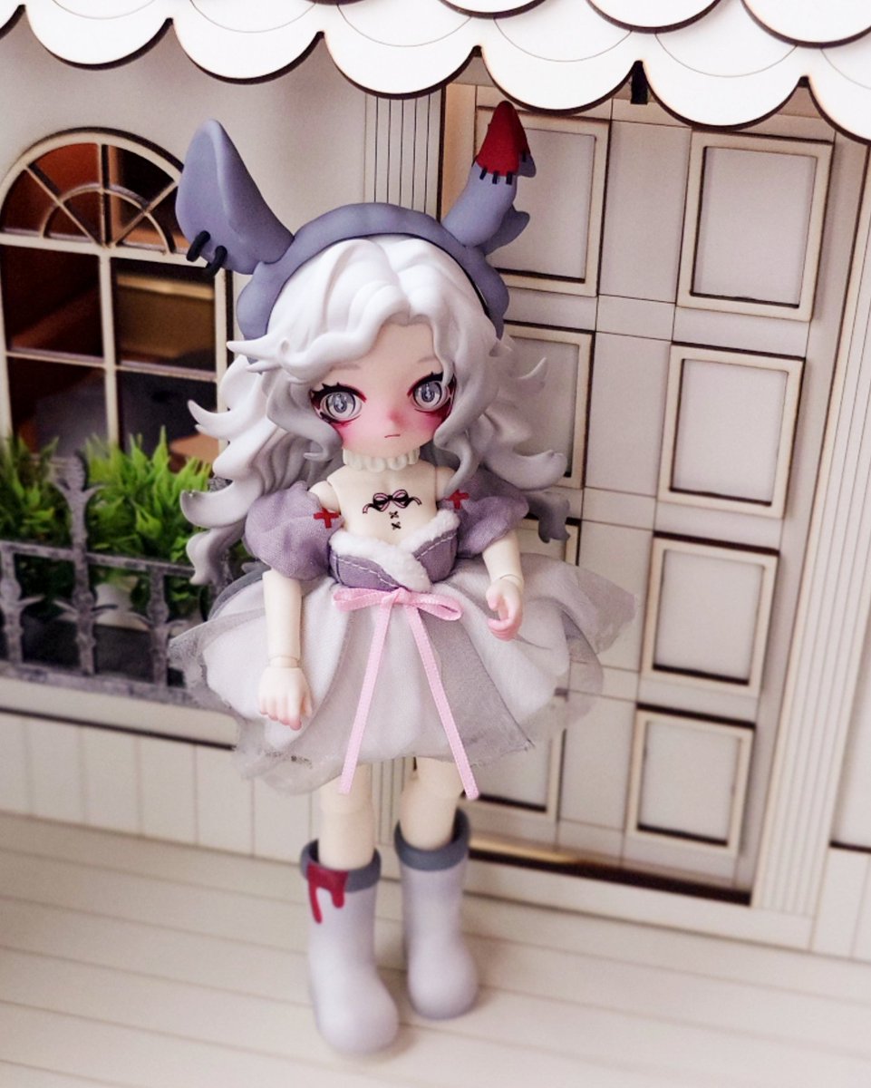 chiirarachii's tweet image. 次元界TOY Nyssa ニサ怪奇なナイトメアの黒山羊ちゃんがヘルニャー(@hermeow_shop )さんから届きましたー😊✨
なんだかんだで吊り下げ単品の予約があるのはありがたいのです✨
早速いろいろ組み替えてみてます😊✨
まんまじゃなくてすみません!
#次元界TOY
#Nyssa
#怪奇なナイトメア