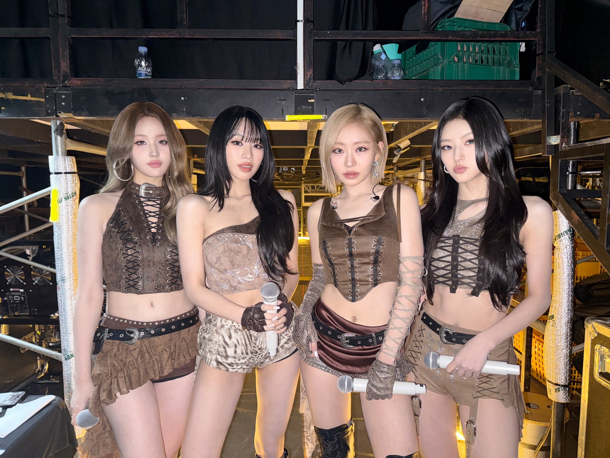 GwOVOk1aYAArvT1?format=jpg&name=large