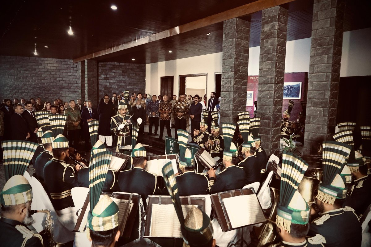 sjafriesjams's tweet image. Terima Kasih atas jamuan dan orkestra musik yang luar biasa (Pakistan, 15 Juli 2025).
@GovtofPakistan
