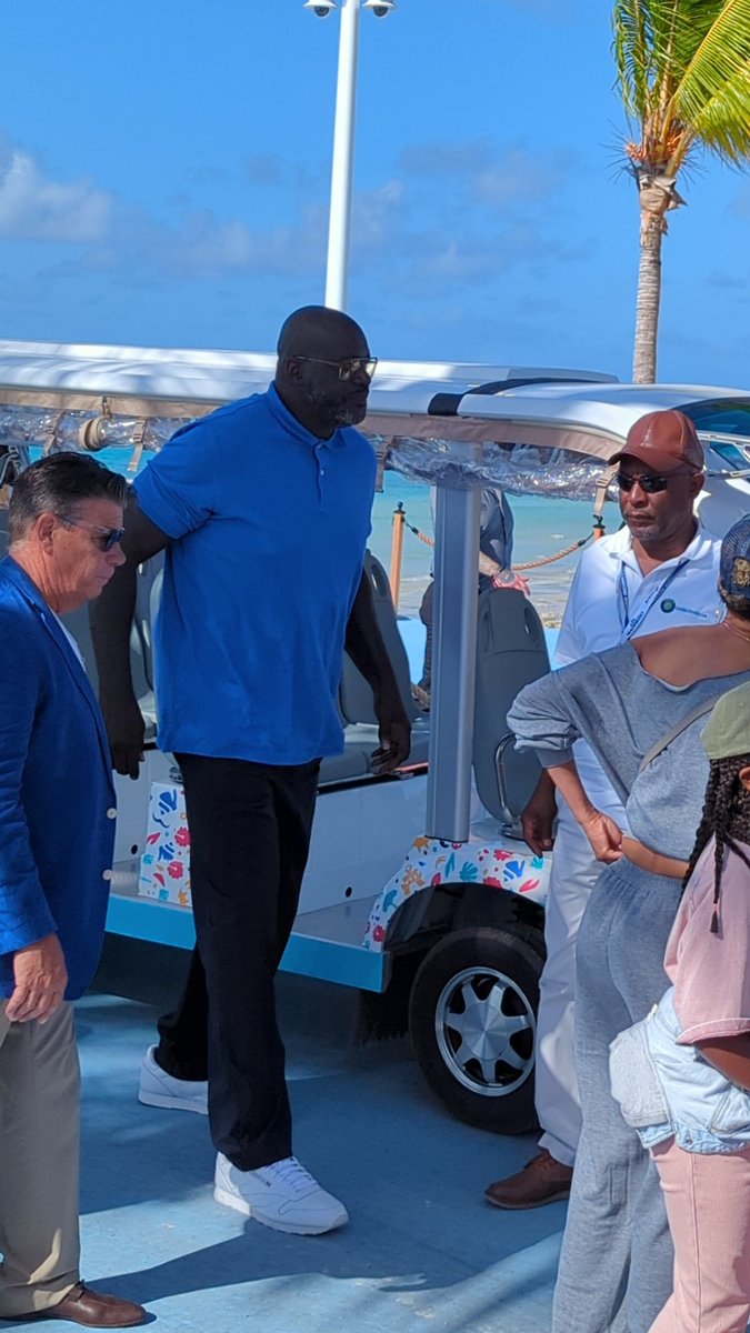 CruiseRadio's tweet image. Shaq just rolled up to Celebration Key. #cruise