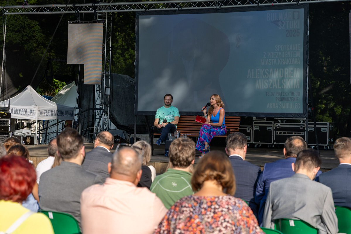 Miszalski_'s tweet image. To było już 15. spotkanie otwarte w ramach Ławki Dialogu! Tym razem w pięknej okolicy Zalewu Nowohuckiego, gdzie przez cały lipiec trwa festiwal Bulwar[t] Sztuki.

Dziękuję Wam wszystkim bardzo serdecznie za tak liczną obecność i wszystkie zadane pytania. Część z nich dotyczyła…