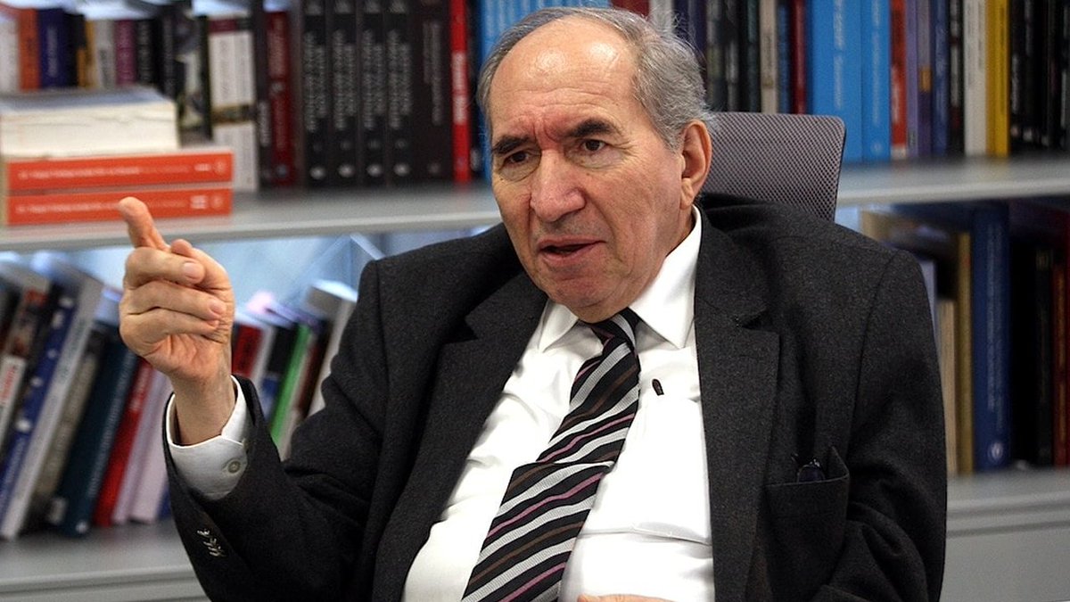 Eski CHP Genel Başkanı Altan Öymen, hayatını kaybetti
 gunboyugazetesi.com/eski-chp-genel…