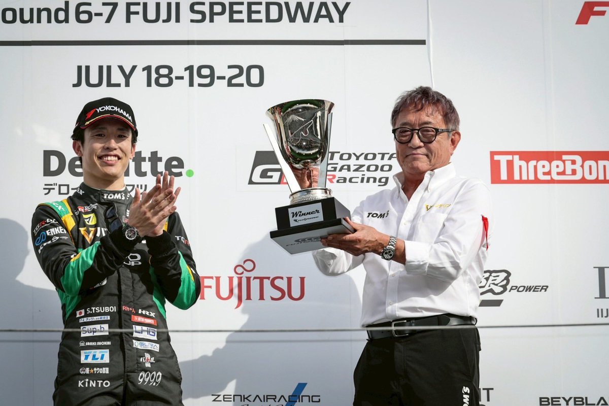 急遽SF富士へサッシャのサポートのためにやってきました。サッシャにとっては今日は厳しい一日になってしまったけど、明日は自分らしいレースができるように！
坪井選手、1号車の皆さん優勝おめでとうございます！
Super Sho!!!
#TomsRacing
#SFormula