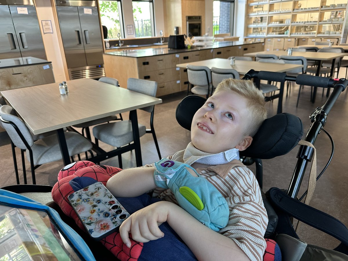 Bigdazw's tweet image. Simply put the new Ronald McDonald House in Halifax is amazing. This is our 11th year utilizing their services we are so thankful they will be forever part of our life with Chester. @RMHCAtlantic #MightyChester #iwk #Halifax