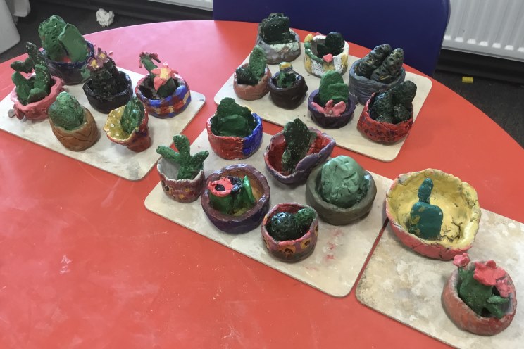 Claire Darby 💙💙💙 (@teacherfrench2) on Twitter photo My Year 3 class has loved this sculpture using <a href="/Grammarsaurus1/">Mitch from Grammarsaurus</a> Their excitement at using clay and creating Mexican cactus plant pots was amazing to see. Top of the pots! X My Year 3 class has loved this sculpture using <a href="/Grammarsaurus1/">Mitch from Grammarsaurus</a> Their excitement at using clay and creating Mexican cactus plant pots was amazing to see. Top of the pots! X