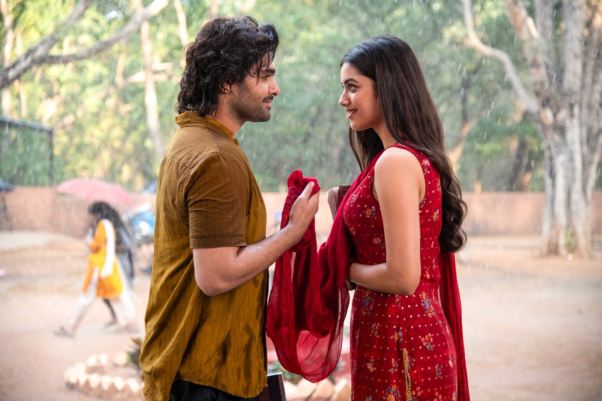 Here's HD STILLS WWM 🔥❤️

🔗 : drive.google.com/drive/folders/…

▶️ youtu.be/s9NBDKfVg1c?si…

#NuvvunteChaley
#AndhraKingTaluka