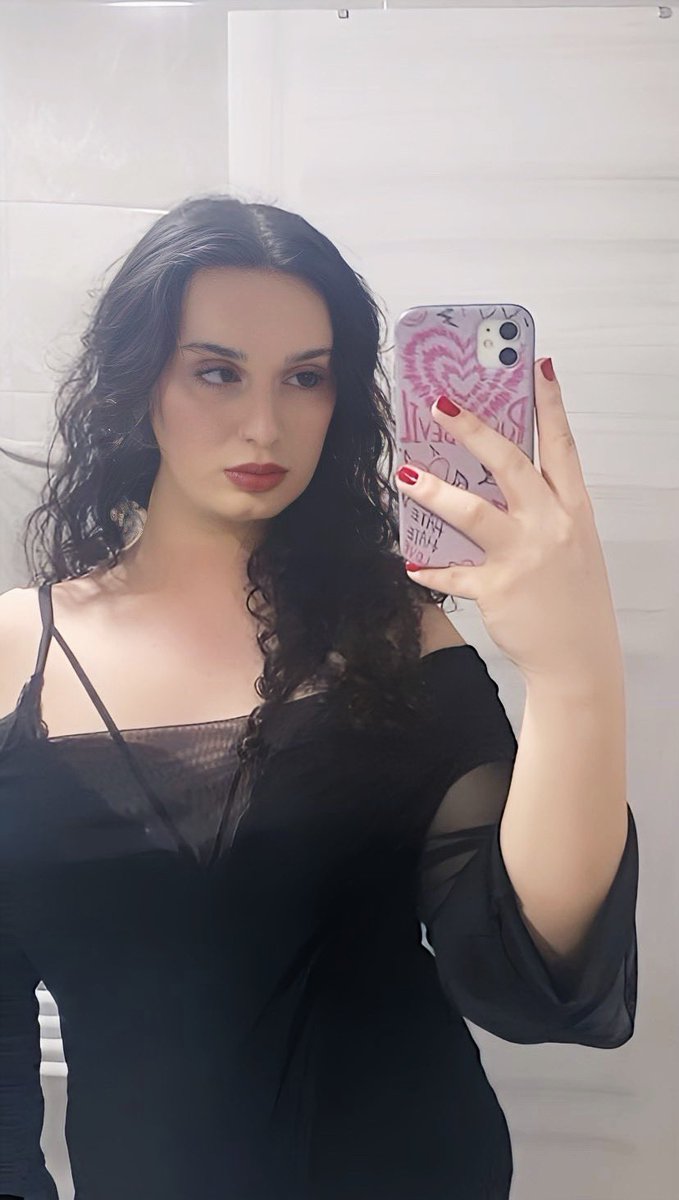 vamp era .. saclar uzun .. ozledim