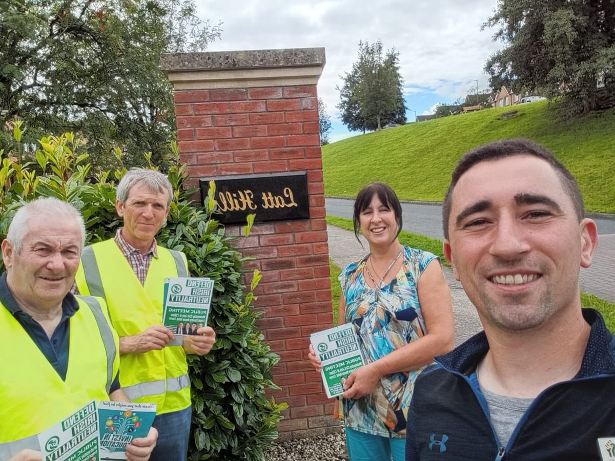 CavanSinnFein's tweet image. We serve neither King nor Kaiser, but Ireland. SF activists were out in force today in Cavan town, publicising our Public Meeting on Wednesday 23 July at 7.30pm in Cootehill

Bígí linn! All welcome to this important discussion on the future of Ireland’s military nonaligned status