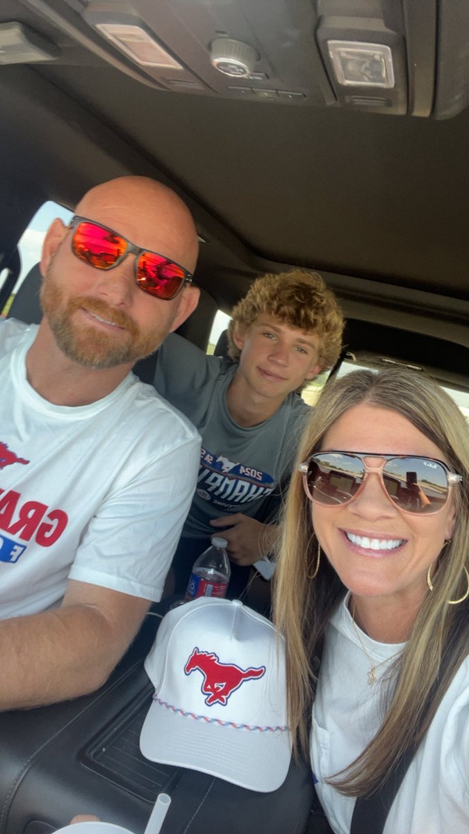 coachrsmith12's tweet image. Happy Birthday to @KyeHSmith2
Love you dude and so proud of the man you are becoming!
#Luke137Lifestyle
“For nothing will be impossible with God.” Luke 1:37 CSB