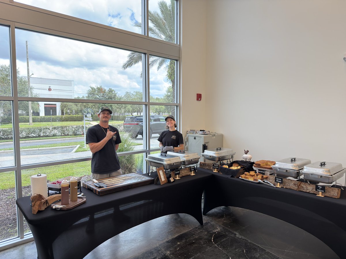 RivianTrackr's tweet image. Rivian Orlando North is celebrating its grand opening today! They’re serving delicious BBQ, test drives including Quad, and free giveaway! @Rivian