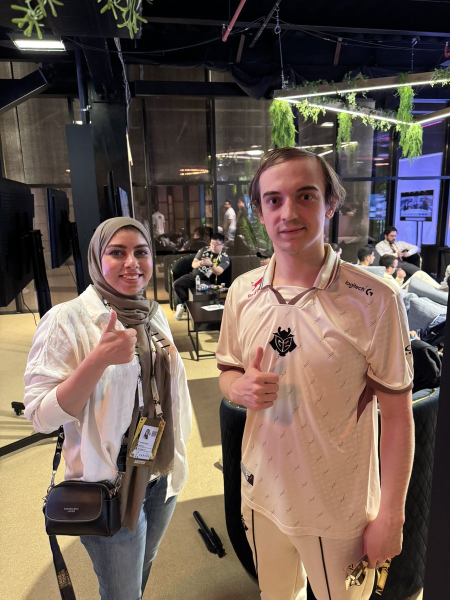 RunNonRun tweet media